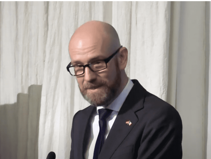 Peter Taubers gesundheitlicher Kampf: Die schockierende Wahrheit hinter seinem plötzlichen Rückzug aus der Politik 1 Peter Taubers